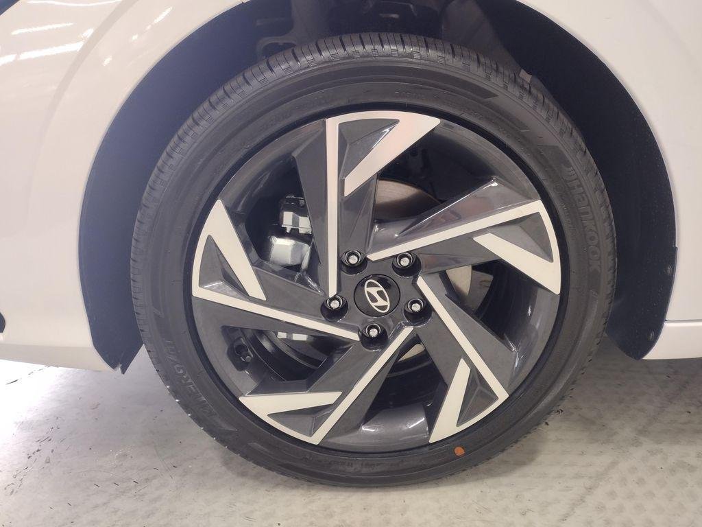 New 2026 White Hyundai Limited image 5