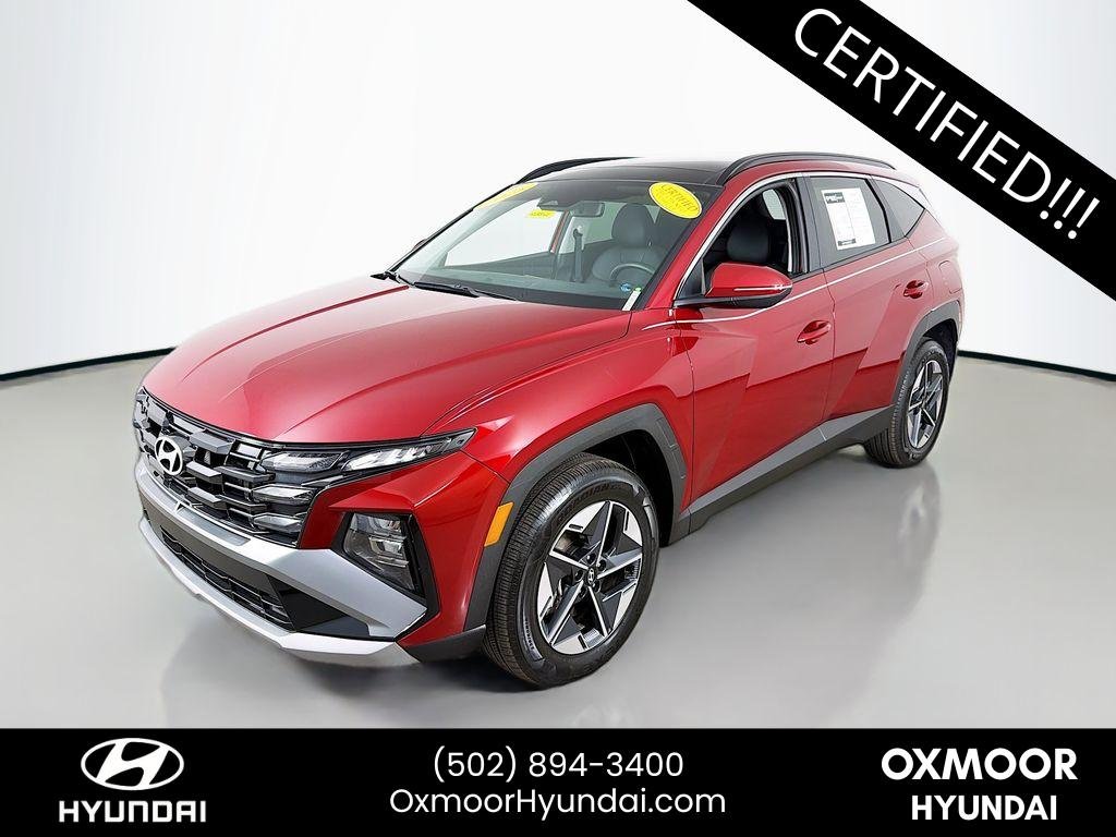 Used 2025 Ultimate Red Hyundai SEL Convenience image 3