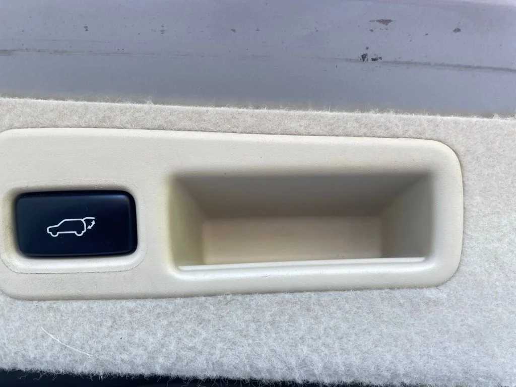 Used 2015 Cashmere Metallic Lexus 350 image 10