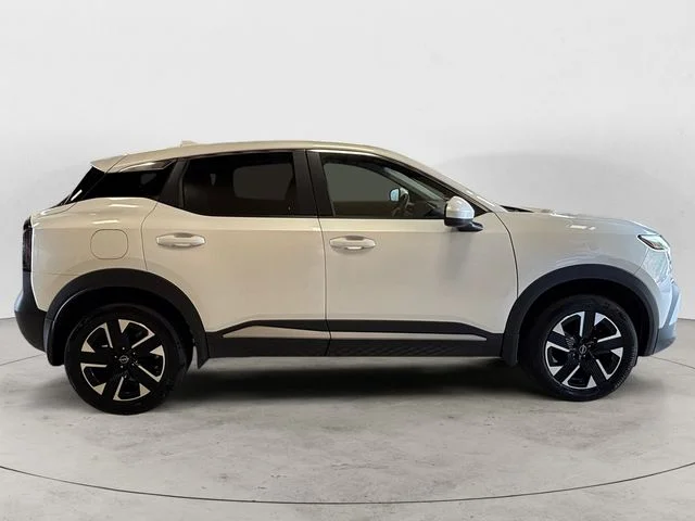 Used 2025 Aspen White Nissan SV image 7