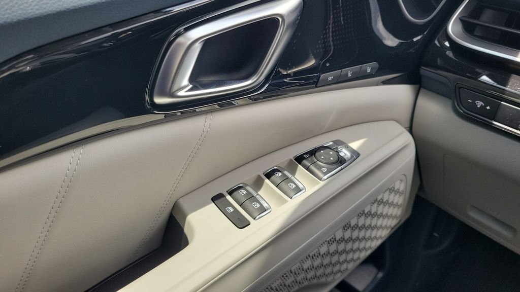 New 2026 Ceramic Silver Kia SX Prestige image 20