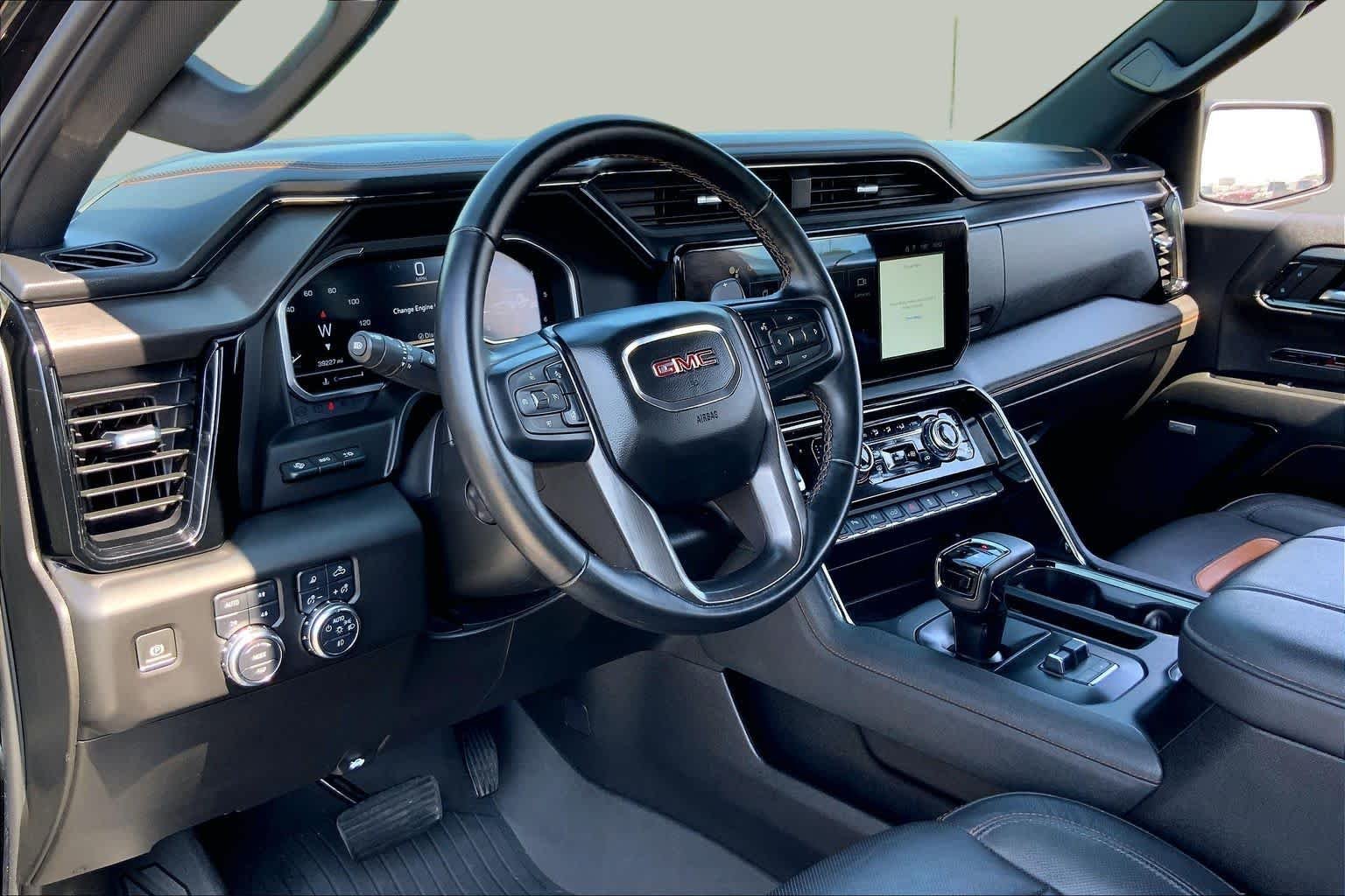 Used 2024 Onyx Black GMC AT4 image 17