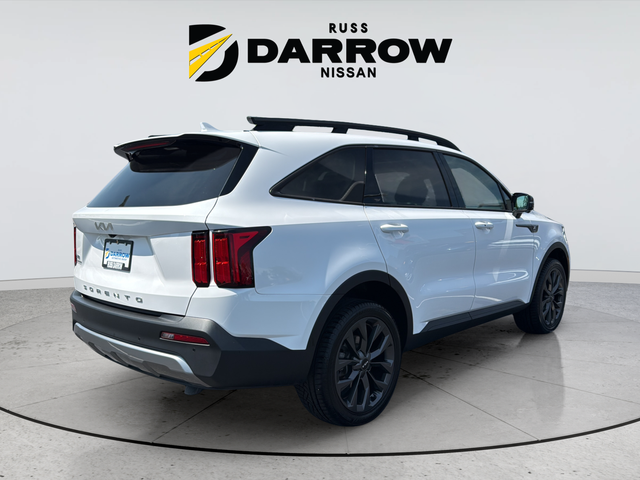 Used 2022 White Kia X-Line SX Prestige image 5