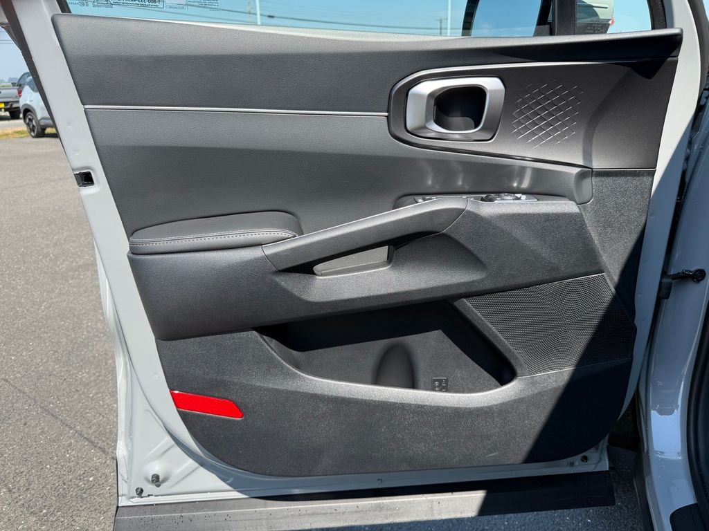 New 2026 Wolf Gray Kia S image 19