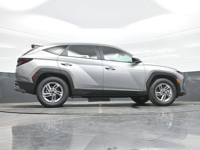New 2026 Silver Hyundai SE FWD image 25