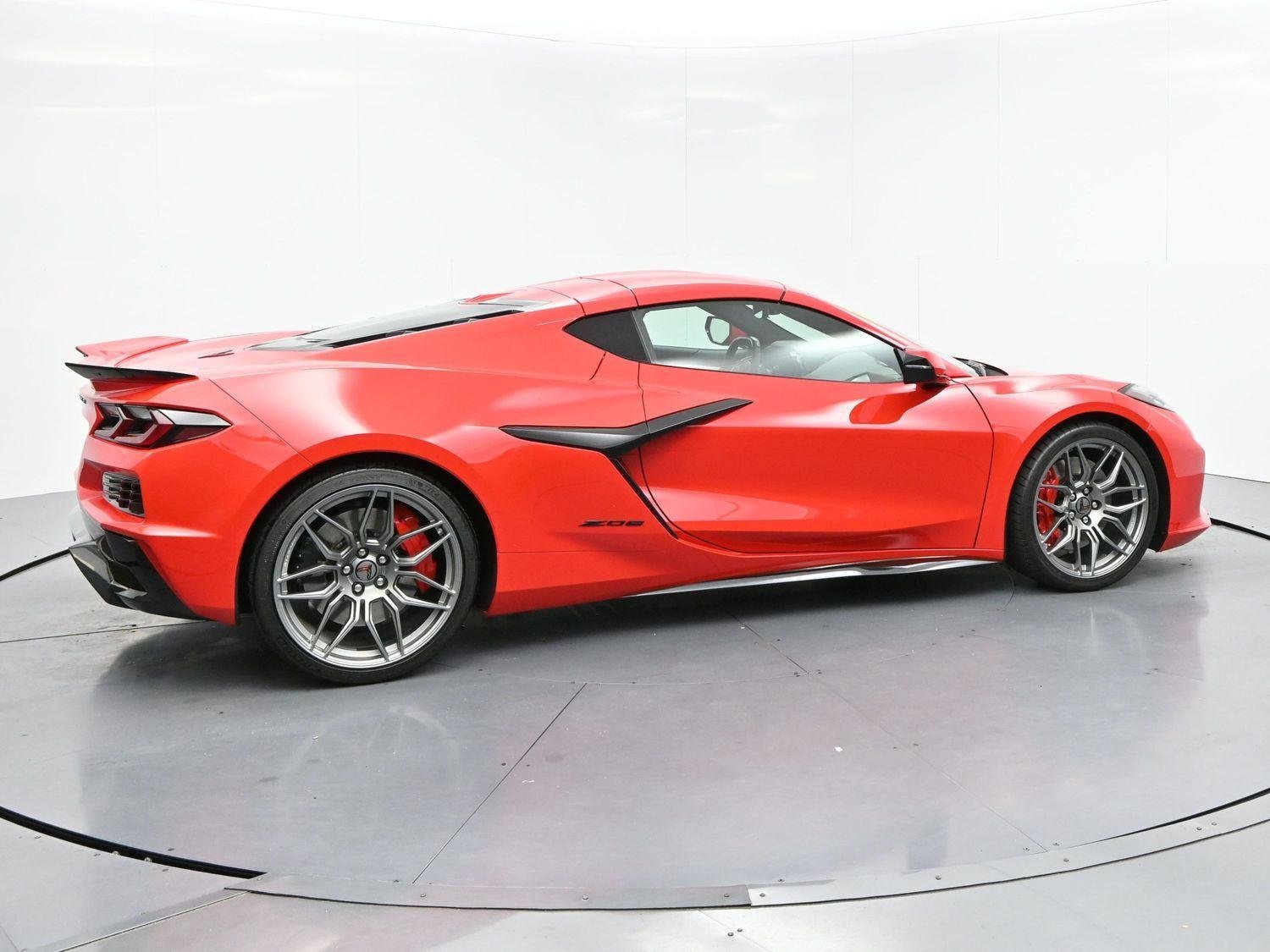 Used 2025 Torch Red Chevrolet 3LZ image 8