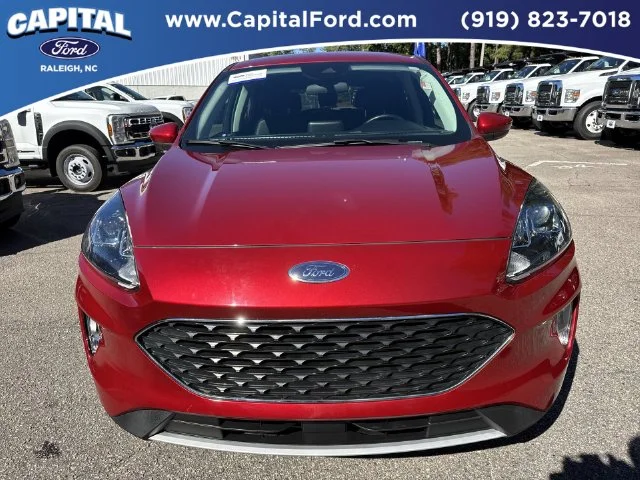 Used 2022 Red Ford SEL image 10