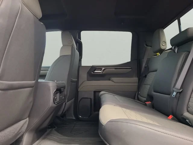 New 2026 Summit White Chevrolet ZR2 image 10