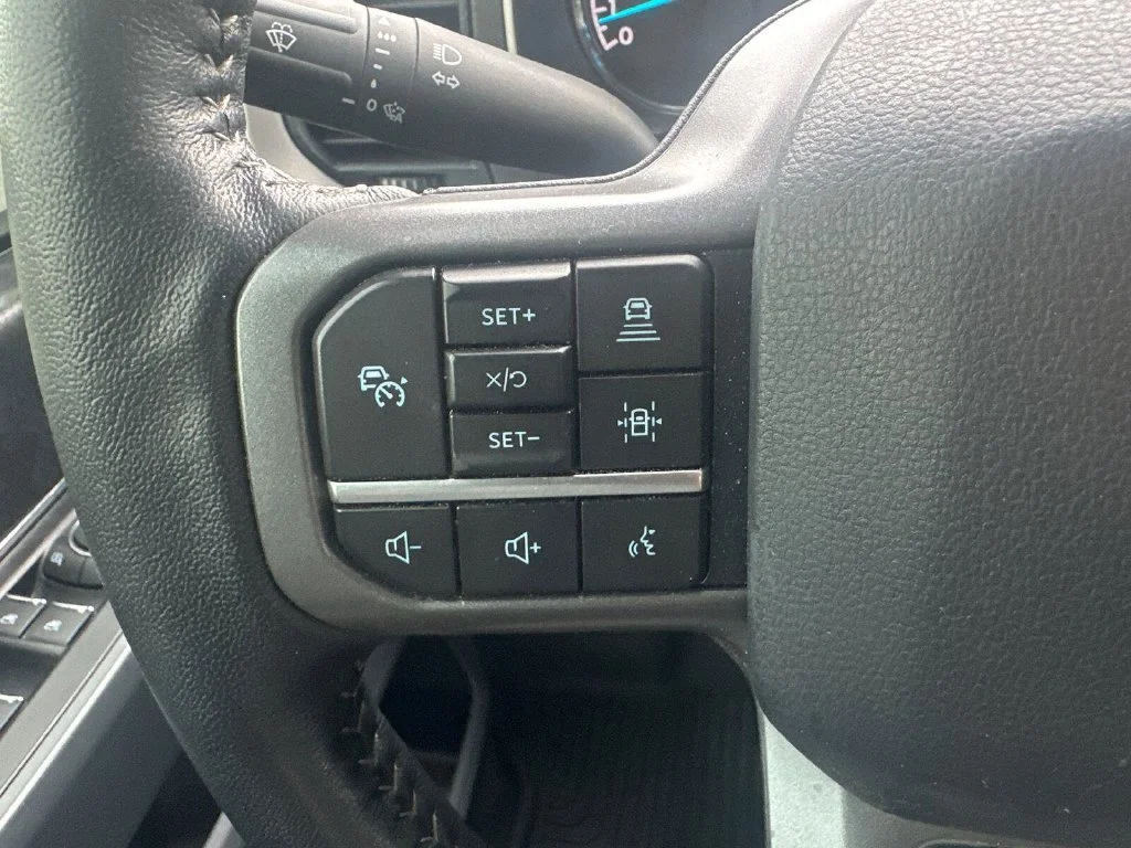 Used 2021 Red Ford XLT image 20