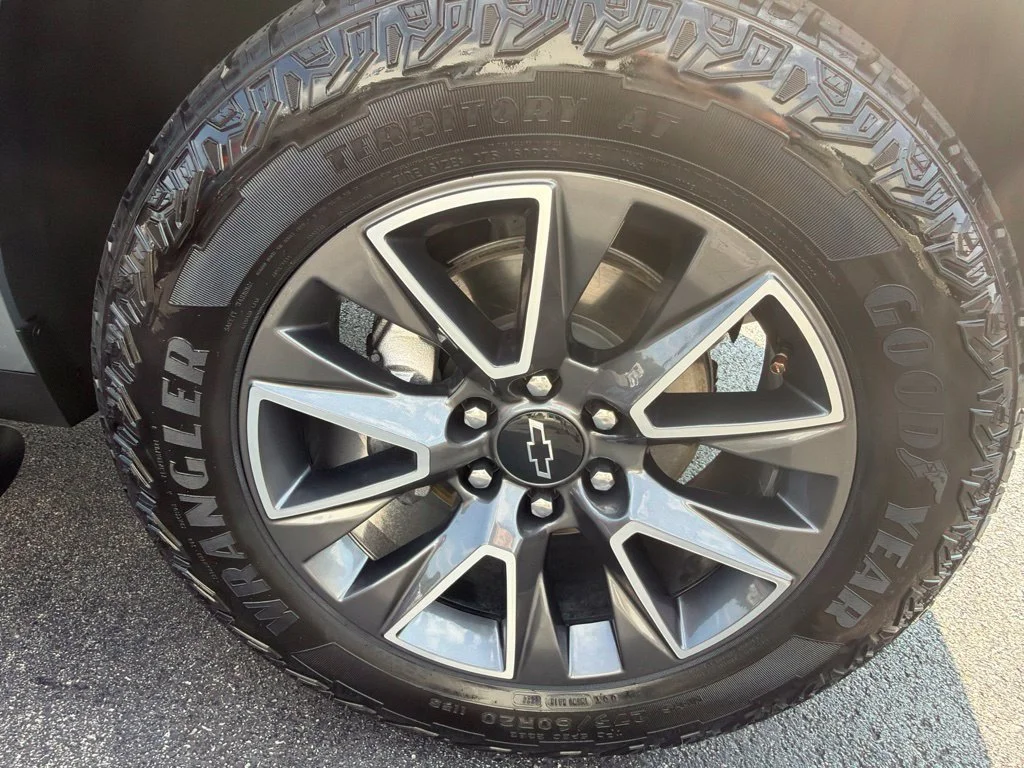 Used 2024 Sterling Gray Metallic Chevrolet Z71 image 8