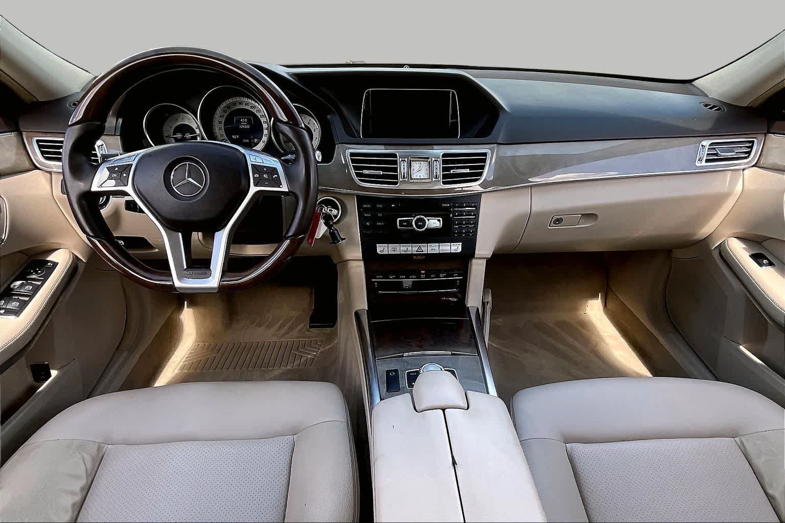 Used 2014 Black Mercedes-Benz E 350 Sport image 13