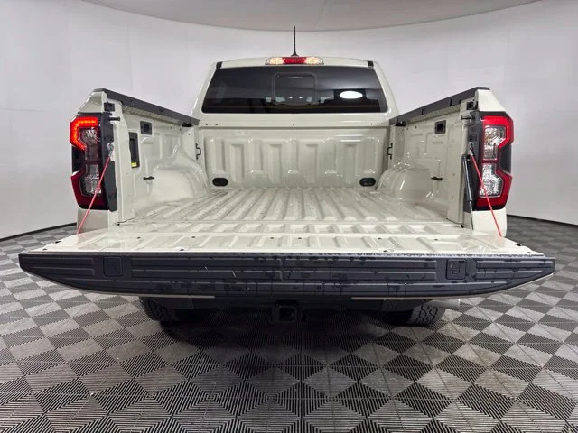 New 2026 Desert Sand Ford XLT image 19