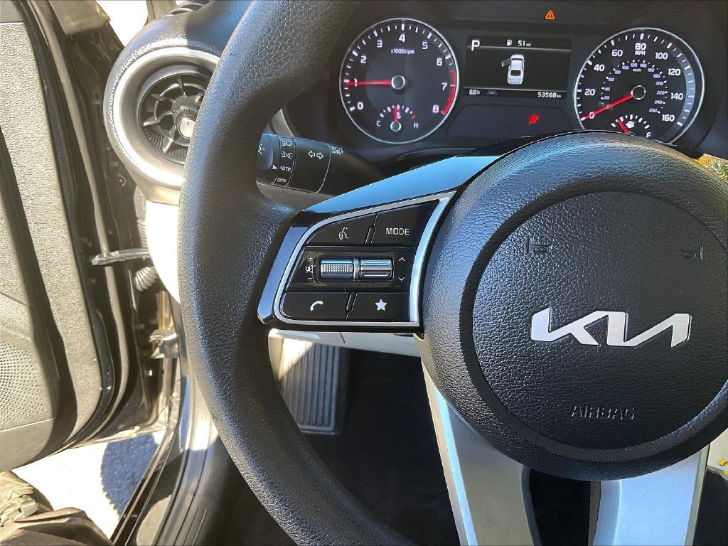 Used 2023 Black Kia LXS image 23