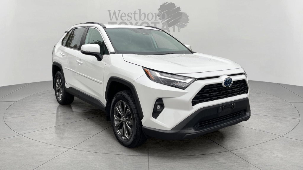 Certified Used 2024 Pearl Toyota XLE Premium image 1