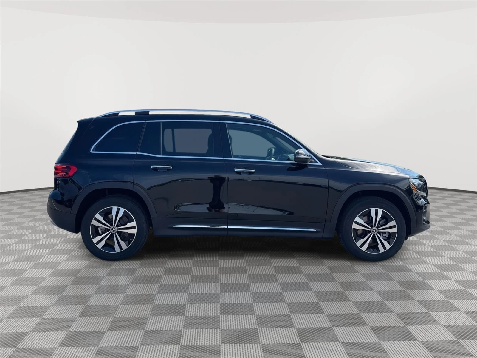 New 2026 Night Black Mercedes-Benz GLB 250 image 2