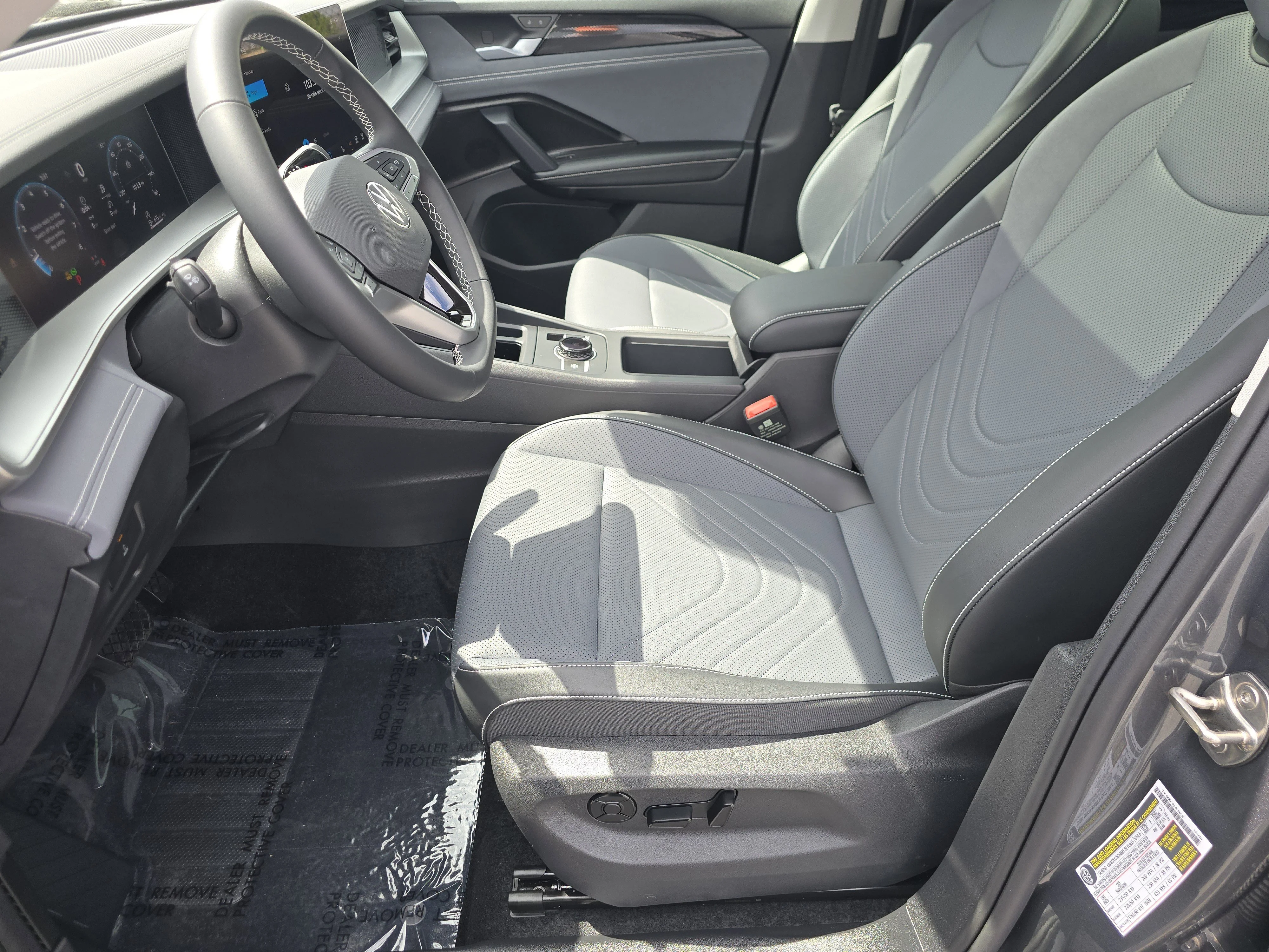New 2026 Platinum Gray Metallic Volkswagen SE image 18