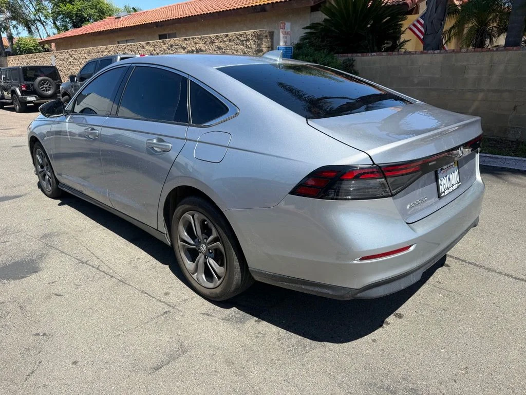 Used 2023 Silver Honda EX image 11