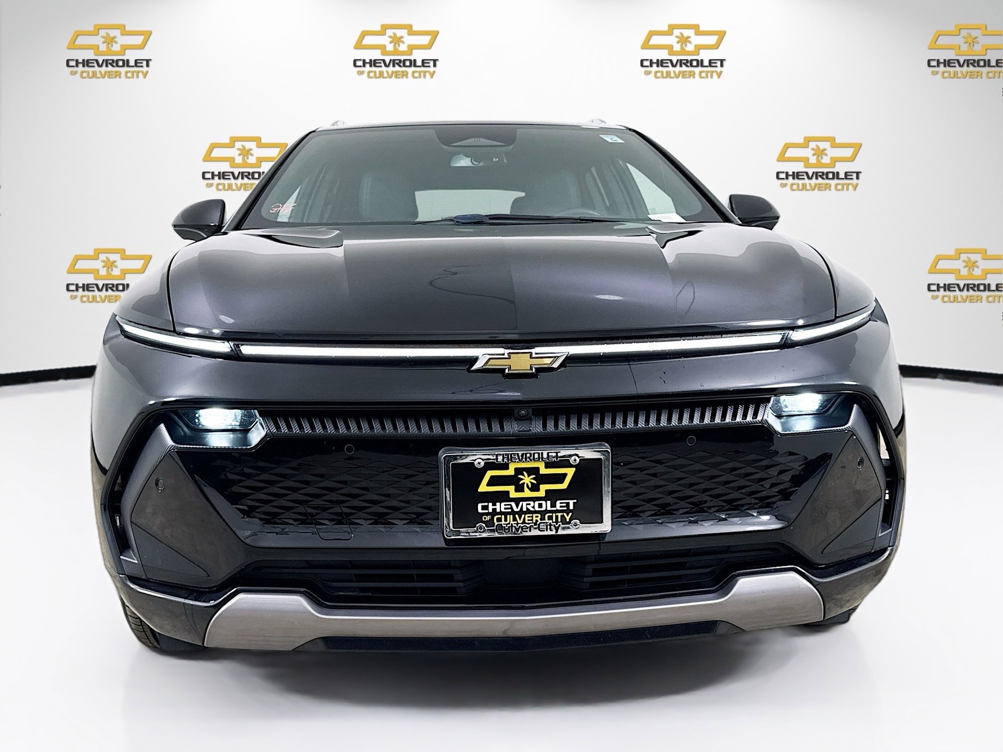 Used 2024 Chevrolet Equinox EV LT with VIN 3GN7DLRPXRS260343 for sale in Culver City, CA