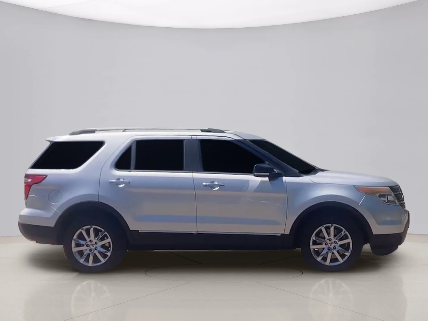 Used 2015 Silver Ford XLT 4WD image 6