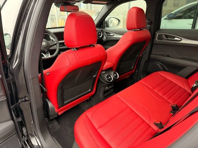 2026 Alfa Romeo Stelvio Base - Photo 8