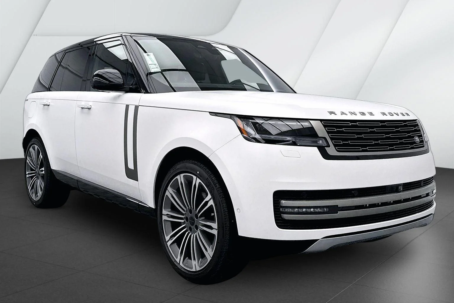 2026 Land Rover Range Rover 3.0 SE SWB's photo