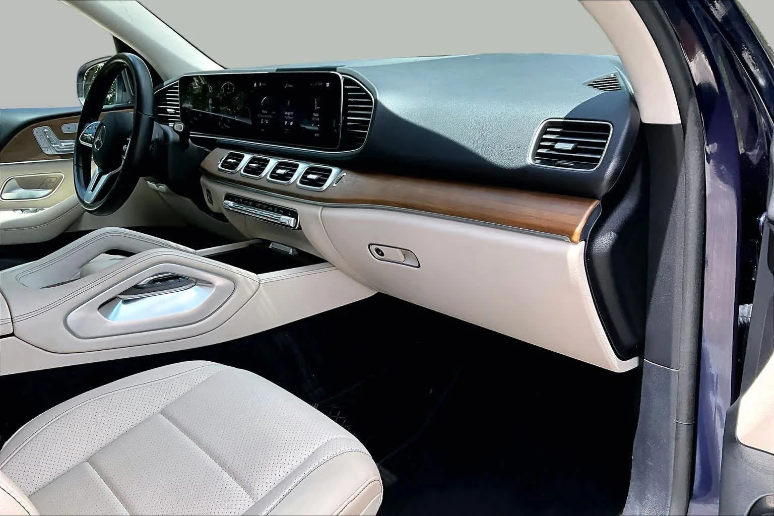 Used 2021 Lunar Blue Metallic Mercedes-Benz GLE 350 image 19