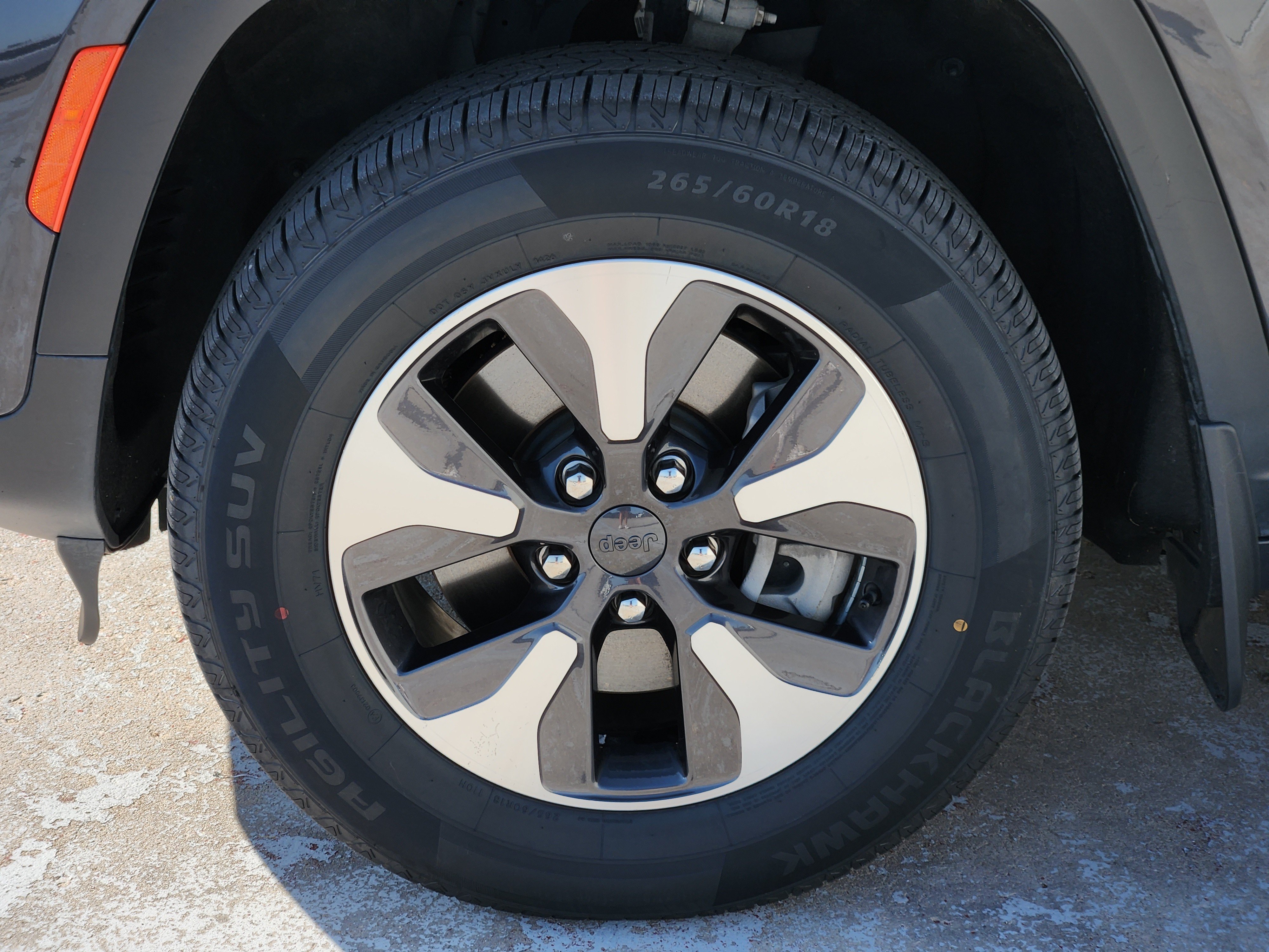 Used 2023 Baltic Gray Metallic Clearcoat Jeep 4DR 4WD image 14