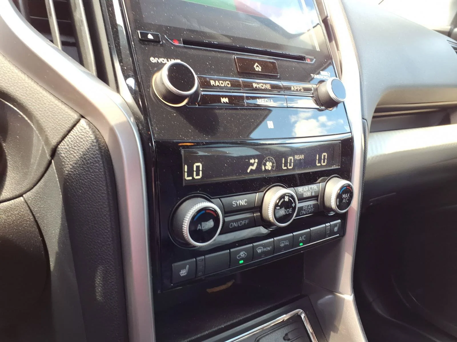 Used 2020 Crystal Black Silica Subaru Premium image 10