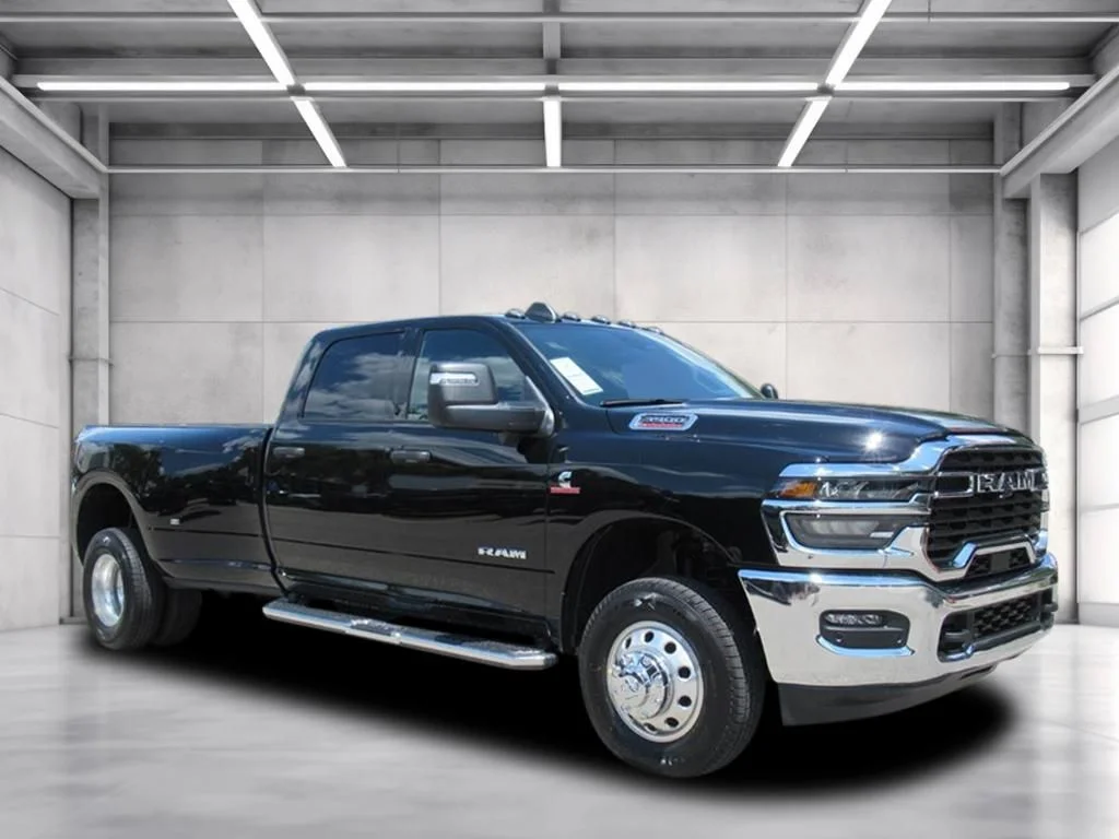 2026 RAM 3500 Big Horn 4X4 Crew Cab LWB's photo