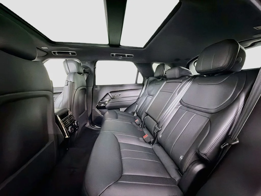 New 2026 Varesine Blue Land Rover Dynamic SE image 26