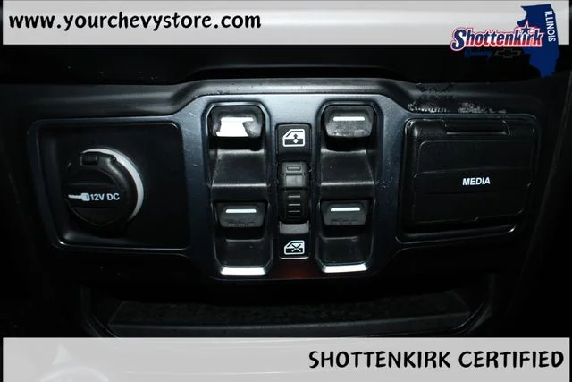 Used 2020 Silver Jeep Unlimited Sport S image 32