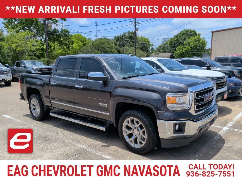 2015 GMC Sierra 2WD Crew Cab SLT SWB's photo