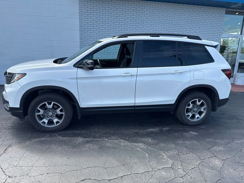 Used 2023 Platinum Honda TrailSport image 4