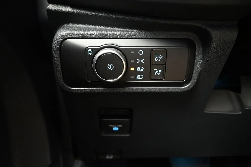 New 2026 Desert Sand Ford Badlands® image 30