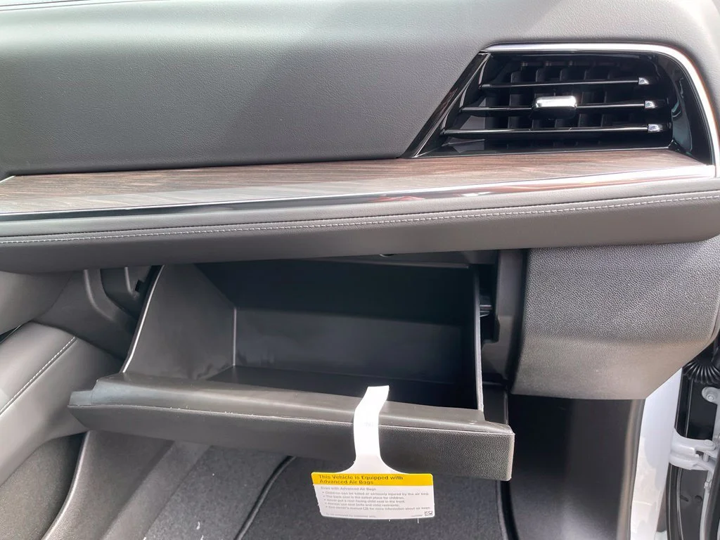 New 2026 Summit White Chevrolet LT image 36