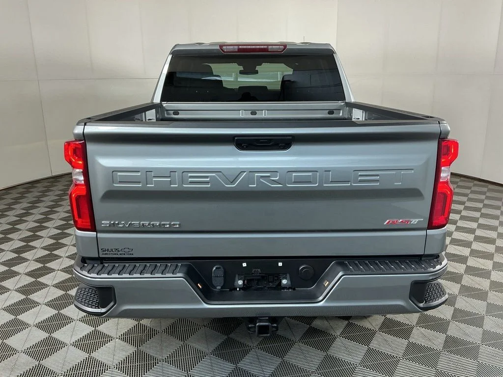 Used 2023 Gray Chevrolet RST image 9