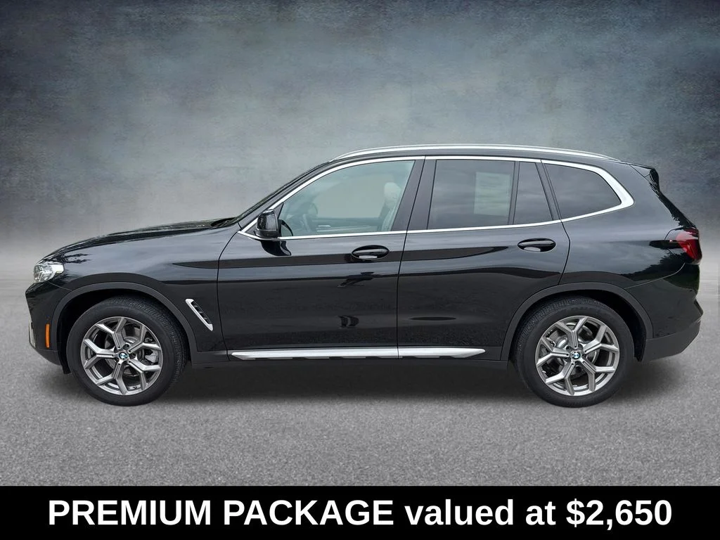 Used 2023 Black BMW xDrive30i image 2