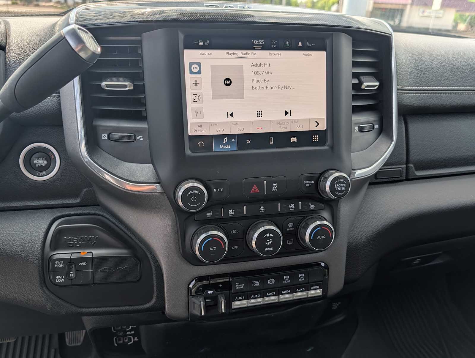 Used 2022 Granite Crystal Metallic Clearcoat Ram Laramie image 22