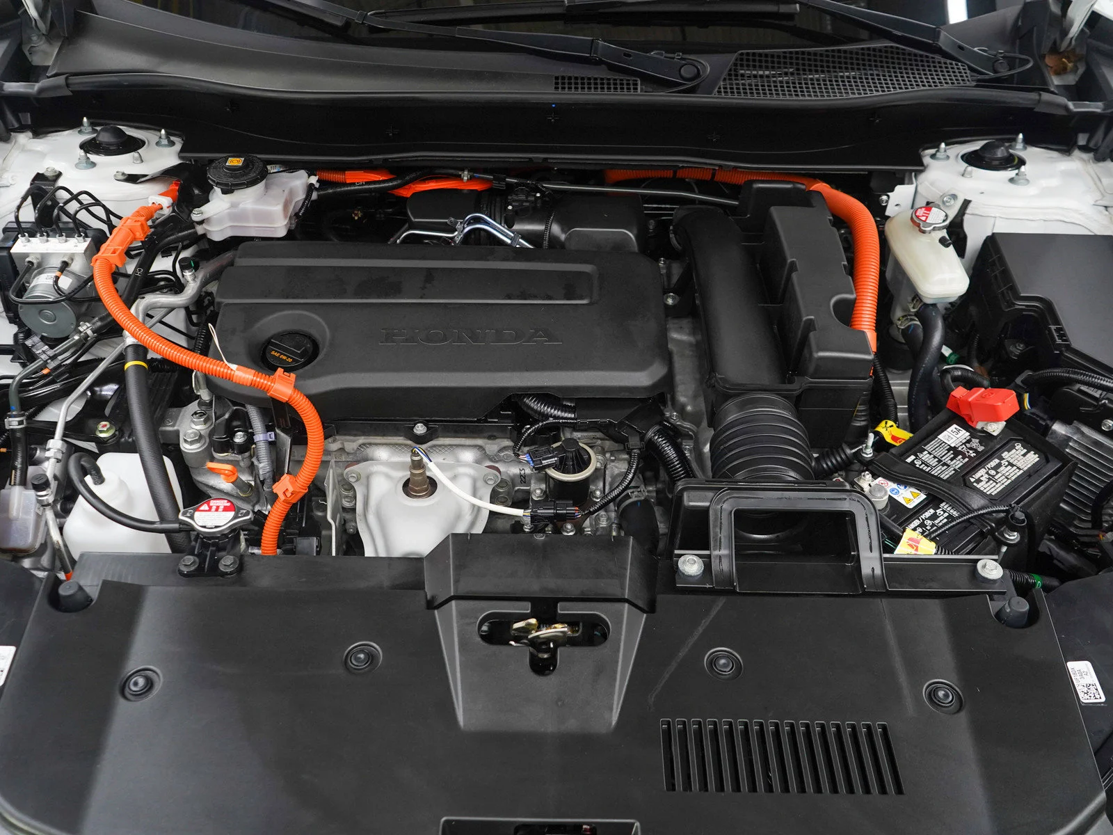 Used 2025 White Honda Sport-L image 32
