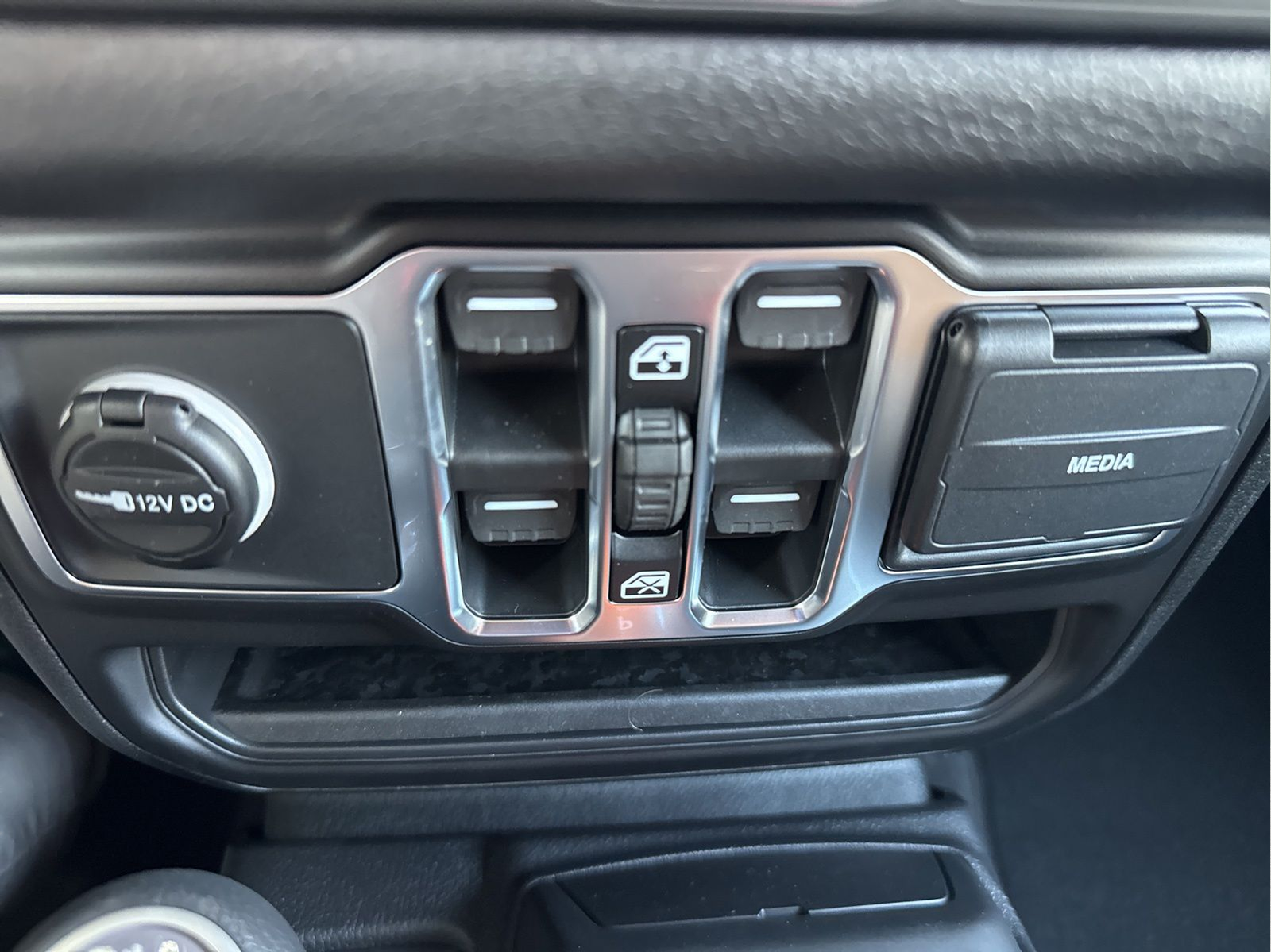 New 2026 41 Exterior Paint Jeep Sport S image 17