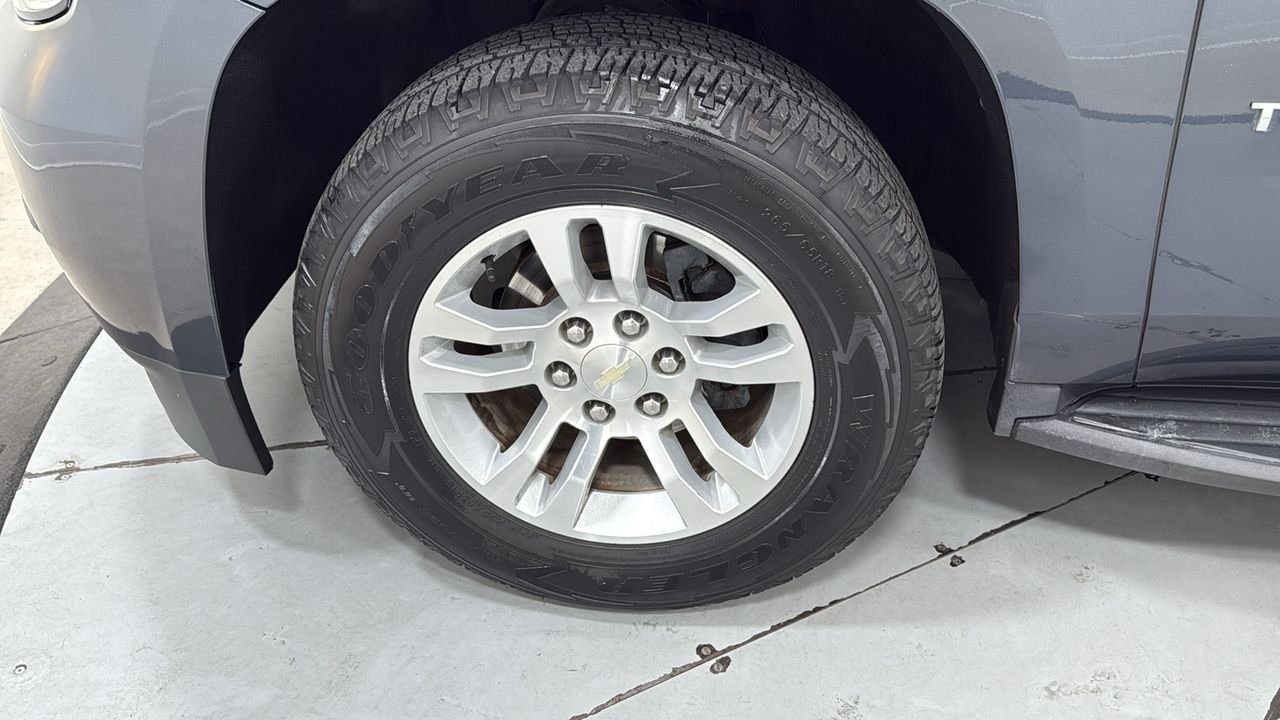 Used 2019 Gray Chevrolet LT image 24