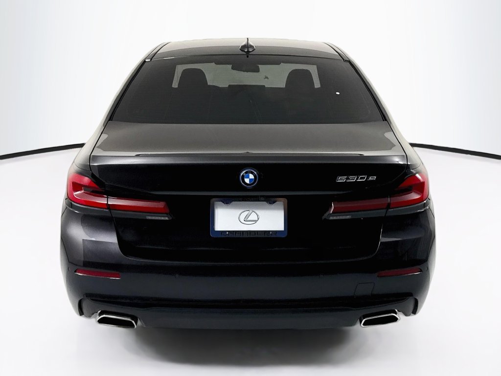 Used 2022 Dark Graphite BMW 530e iPerformance image 6