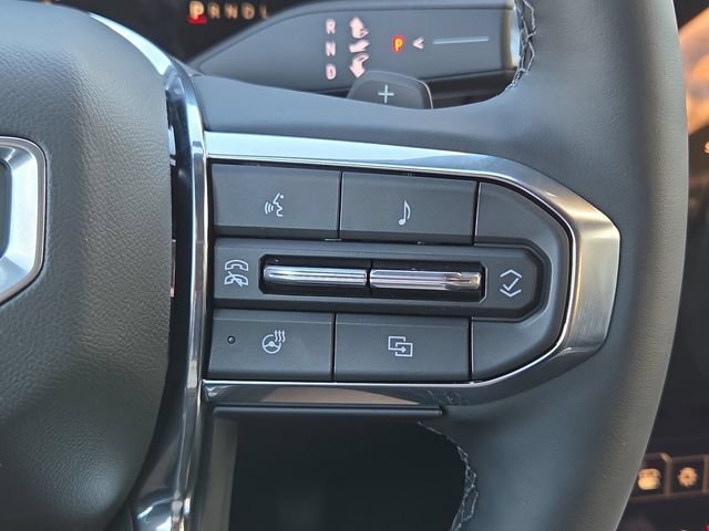 Used 2026 Rapids Metallic GMC Elevation image 14