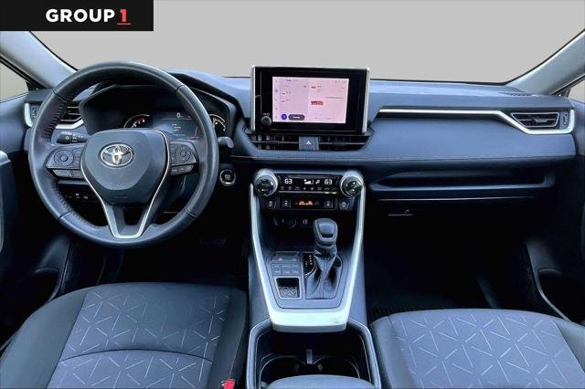 Certified Used 2025 SILVER SKY METALLIC Toyota  image 16