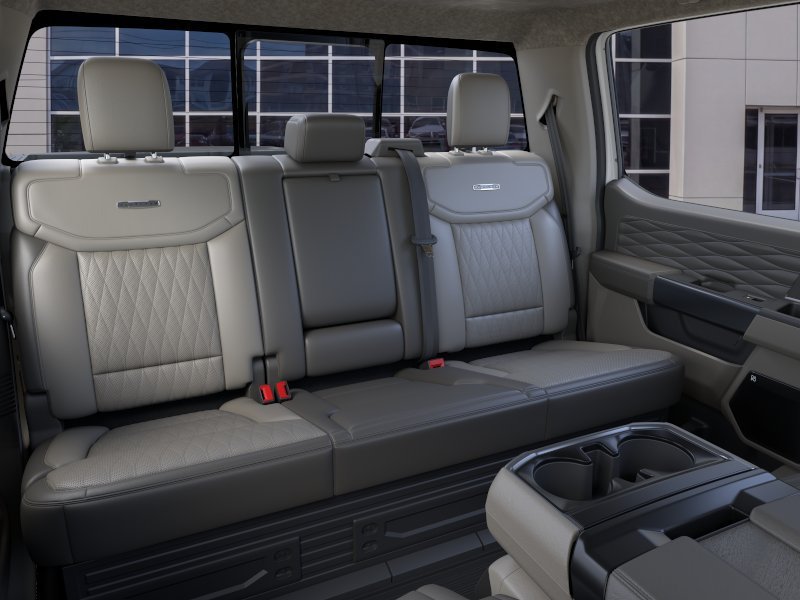 New 2026 Star White Metallic Tri-Coat Ford Platinum® image 11