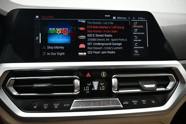 Used 2022 Black BMW 330i image 14