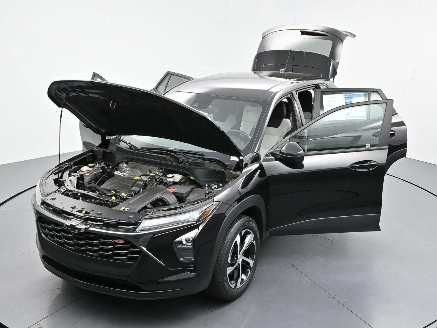 Used 2024 Mosaic Black Metallic Chevrolet 1RS image 40
