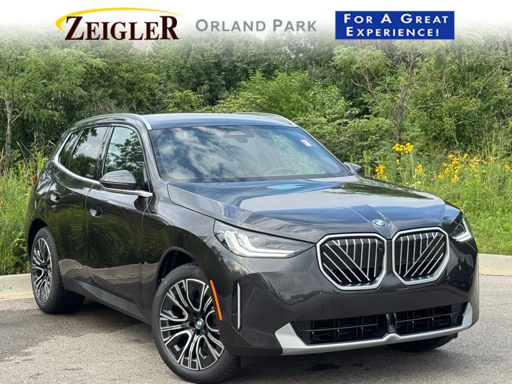 2025 BMW X3 30 XDRIVE's photo