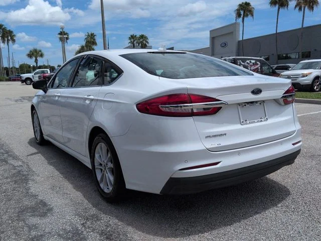 Used 2020 Oxford White Ford SE image 6