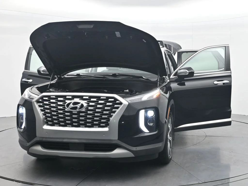 Used 2022 Abyss Black Pearl Hyundai SEL image 43